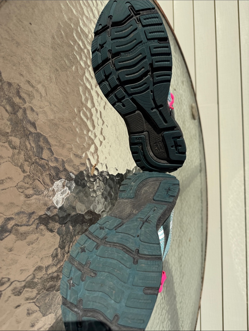 Brooks Women's Teal Knit Running Shoes with Pink Laces - Picture 2 of 3